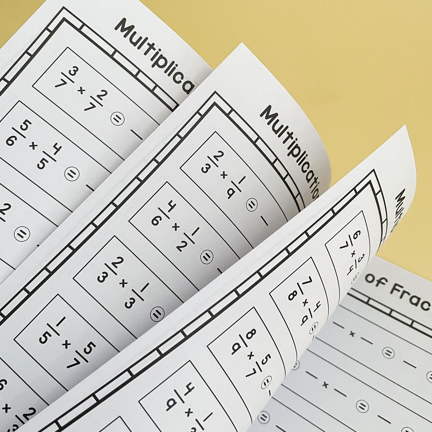 32 Pages A4 Fraction Multiplic - Kids Education Age reseña y precio